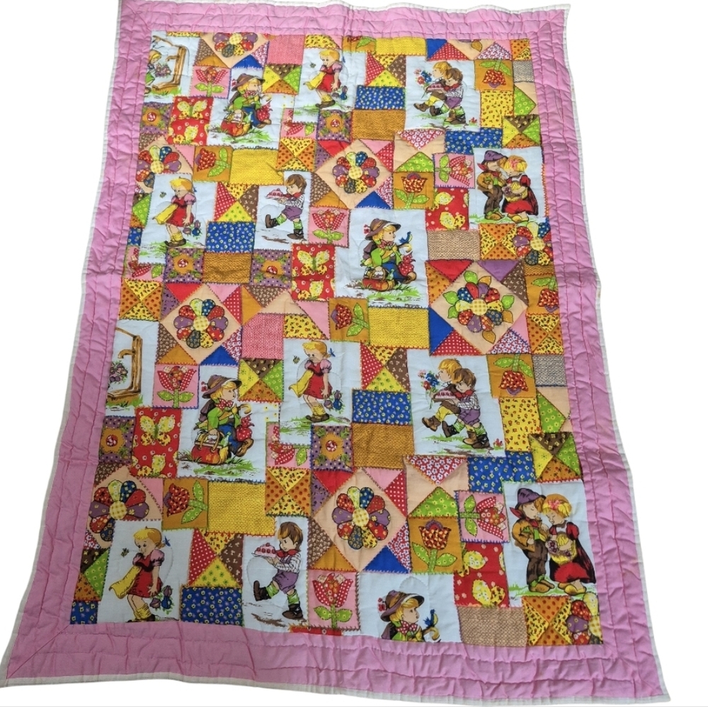 Vintage 70s Hand Made Quilt About 35" X 48"